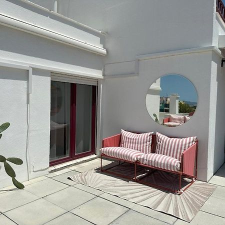 Apartamento Groovy Caparica Gem With Large Sunny Terrace Costa da Caparica Exterior foto