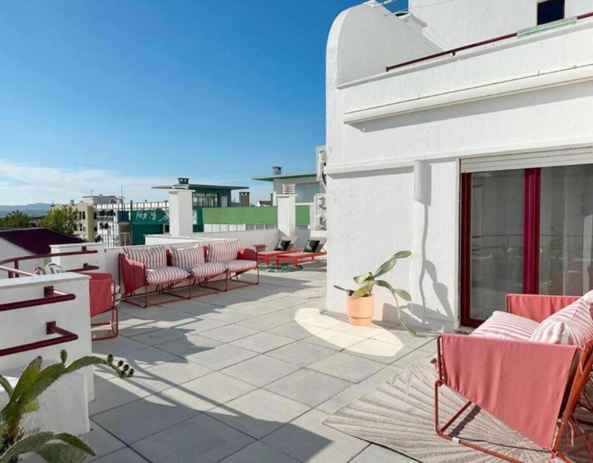 Apartamento Groovy Caparica Gem With Large Sunny Terrace Costa da Caparica Exterior foto
