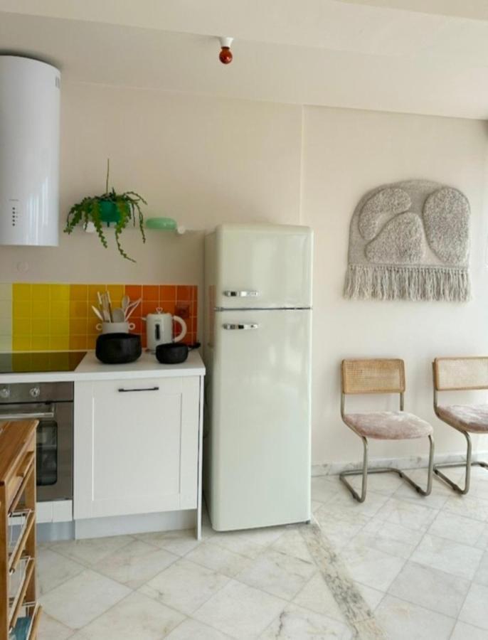 Apartamento Groovy Caparica Gem With Large Sunny Terrace Costa da Caparica Exterior foto